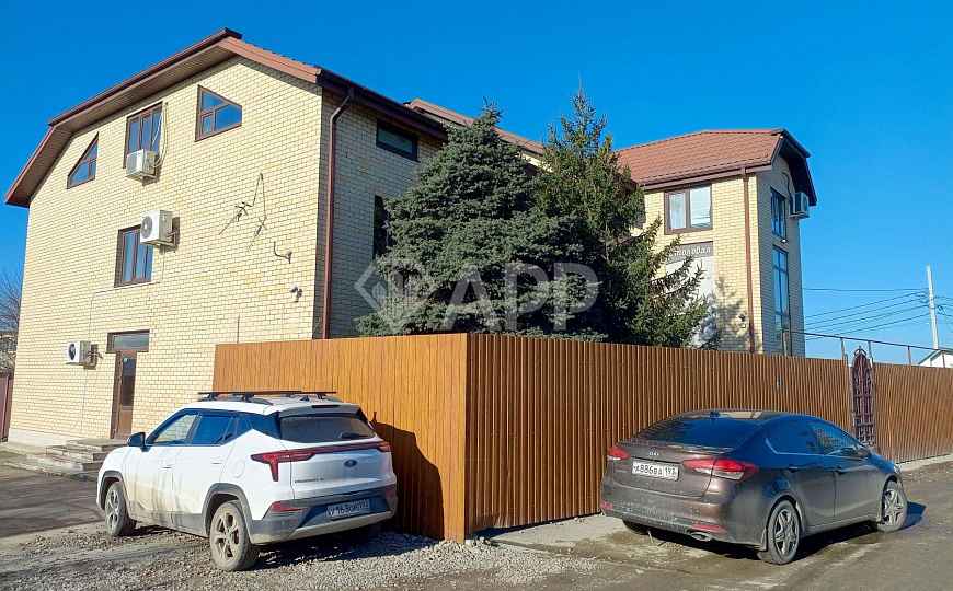 Сдам гостиницу со столовой возле аэропорта 1 082 м² фото