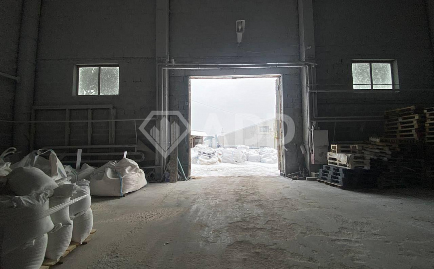 Отапливаемый склад  717,7 м2 фото