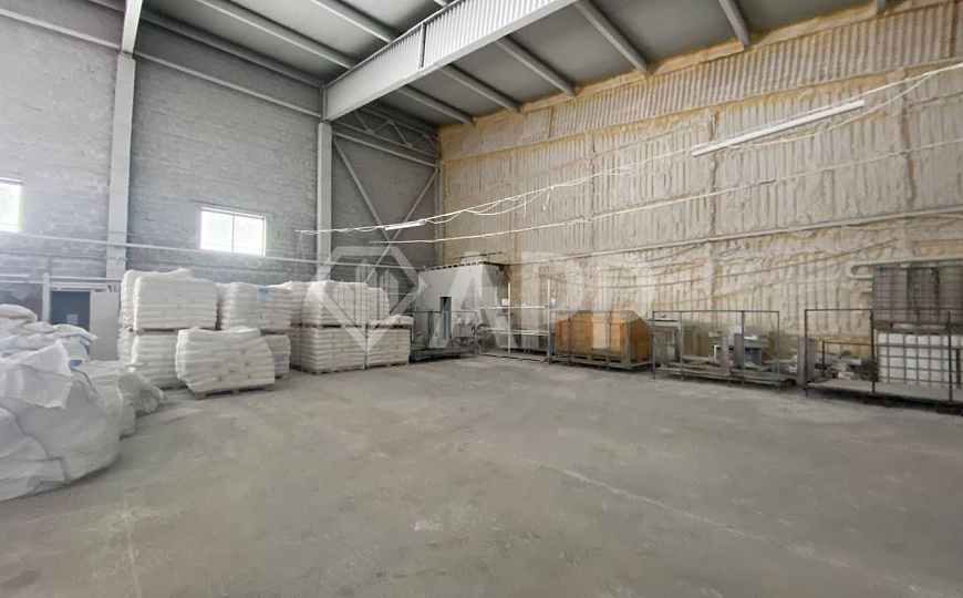 Отапливаемый склад  717,7 м2 фото