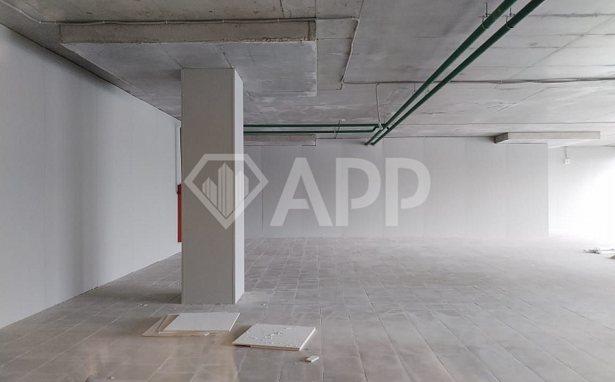 Сдаю помещение свободного назначения 123,7м² на трафике  фото