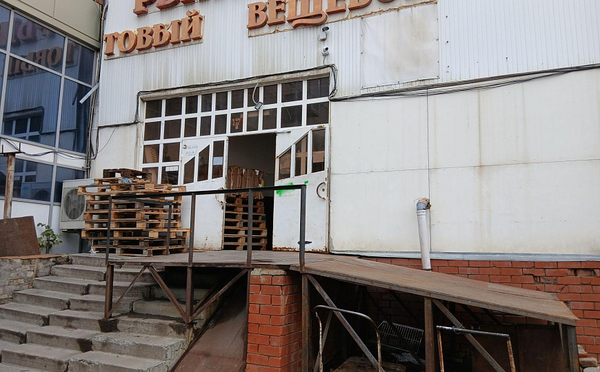 Производственно - складское, 2й этаж, 1200 кв.м..  фото