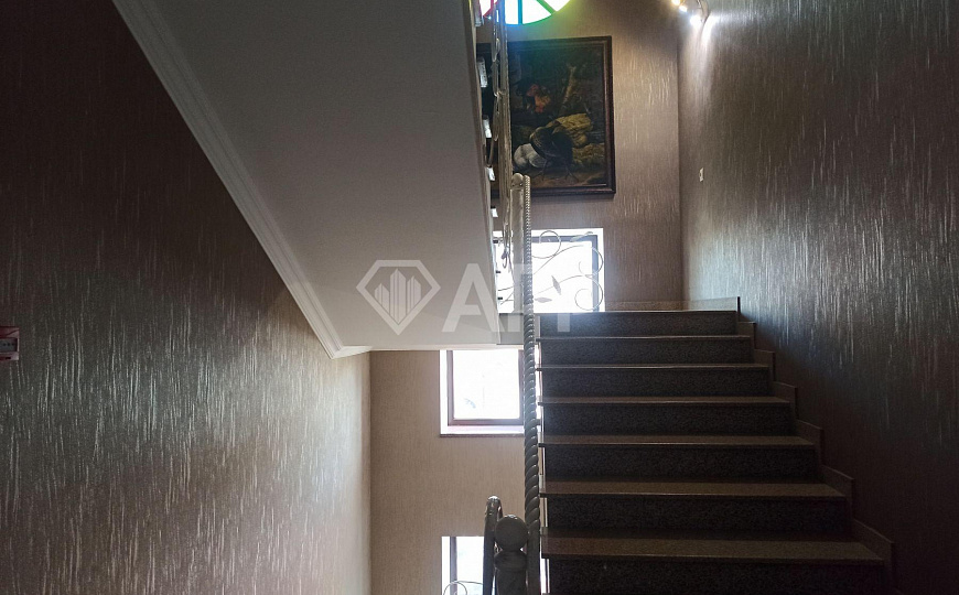 Продам гостевой дом на 27 номера, 850 м² фото