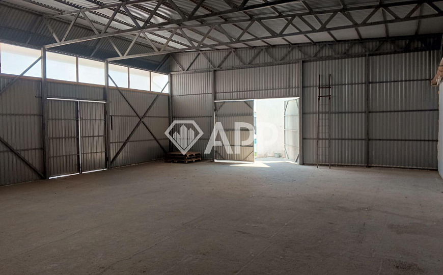 Сдаю складское помещение, 145 м² фото