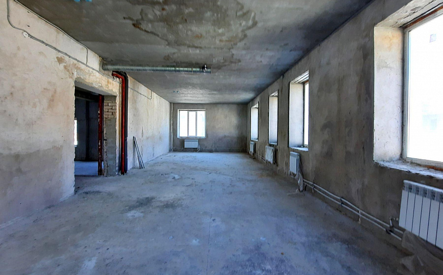 Отдельно стоящее здание с парковкой, 2 400 м² фото