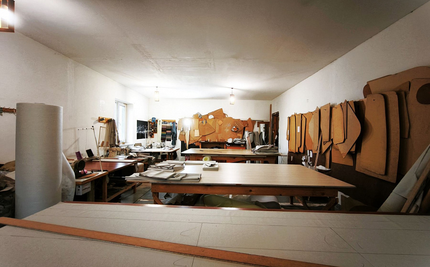 Продам отдельно стоящее здание, 920 м² фото