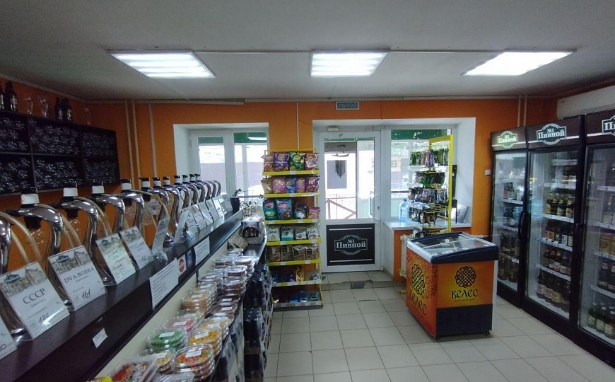 Торговое помещение с арендатором. фото