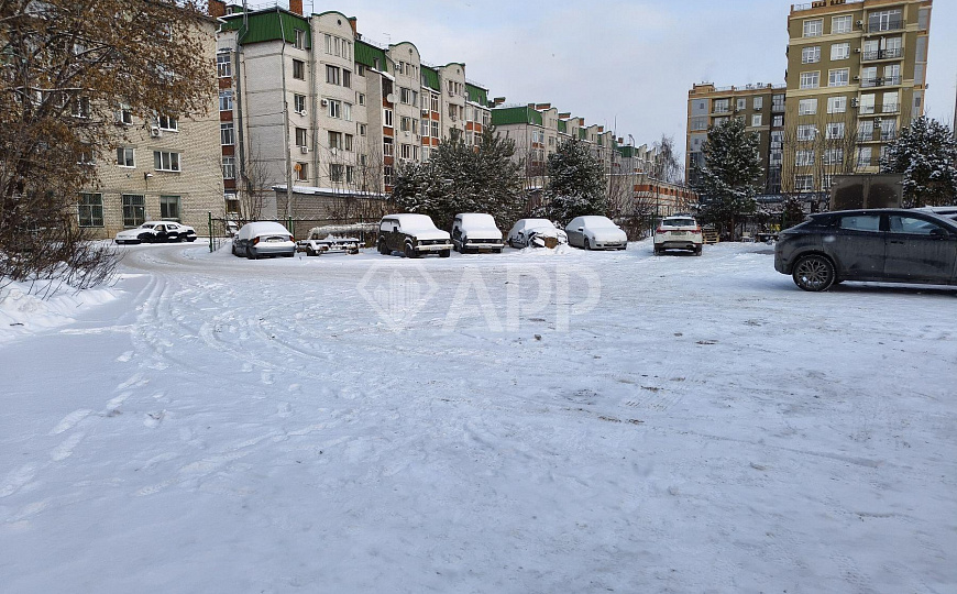 Продам земельный участок под офисный центр фото