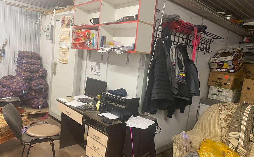 Помещение под магазин 64 м2 фото