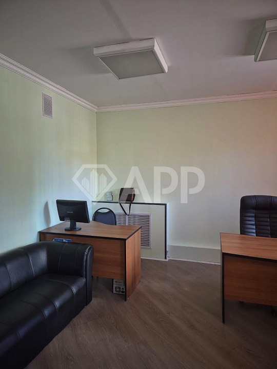 Сдам офис 81 м² фото