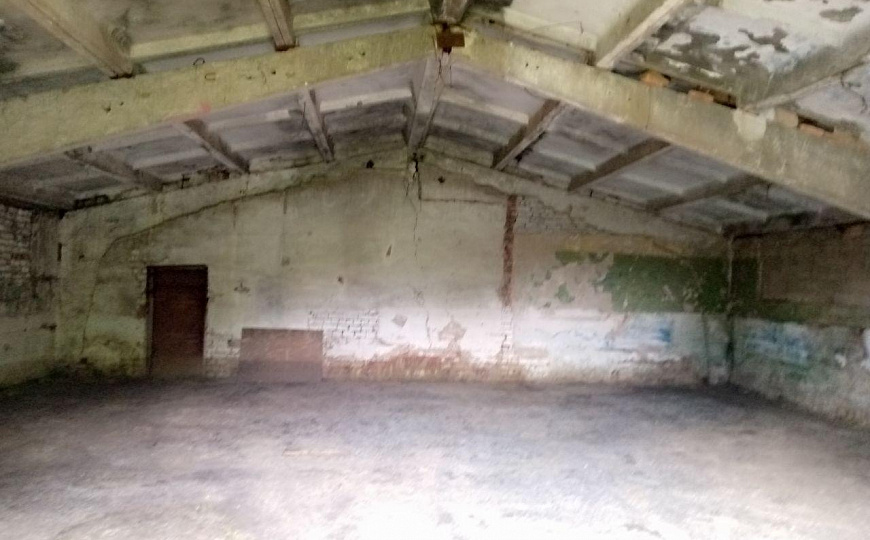 База, 1 070 м² фото