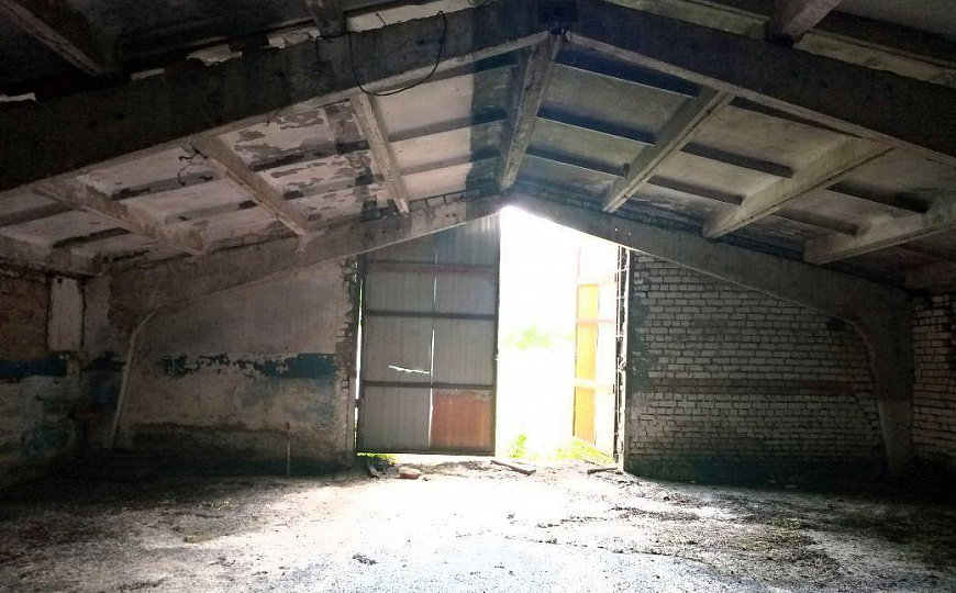 База, 1 070 м² фото