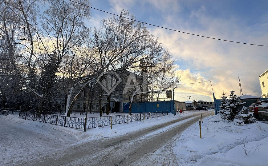 Сдаю холодный склад на территории базы рядом с Оргсинтезом фото