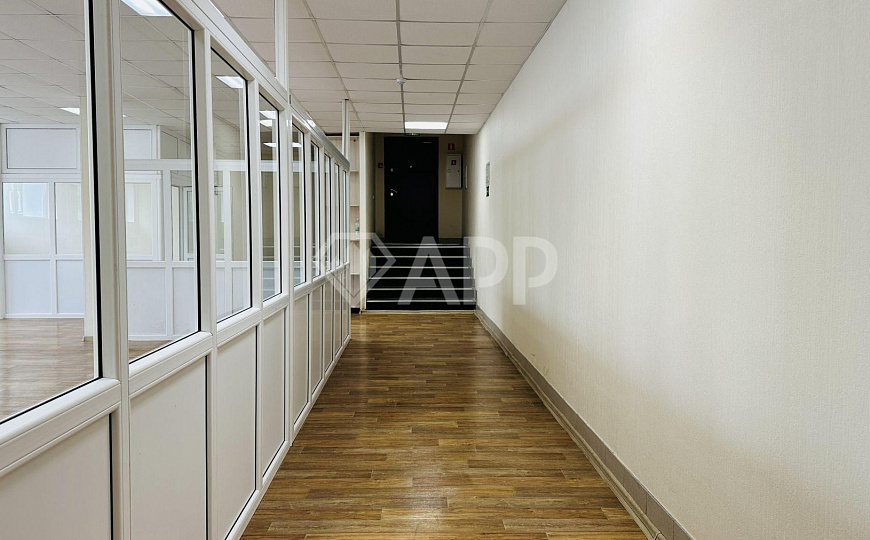 Сдаю просторный офис Опен-спейс 185м² фото