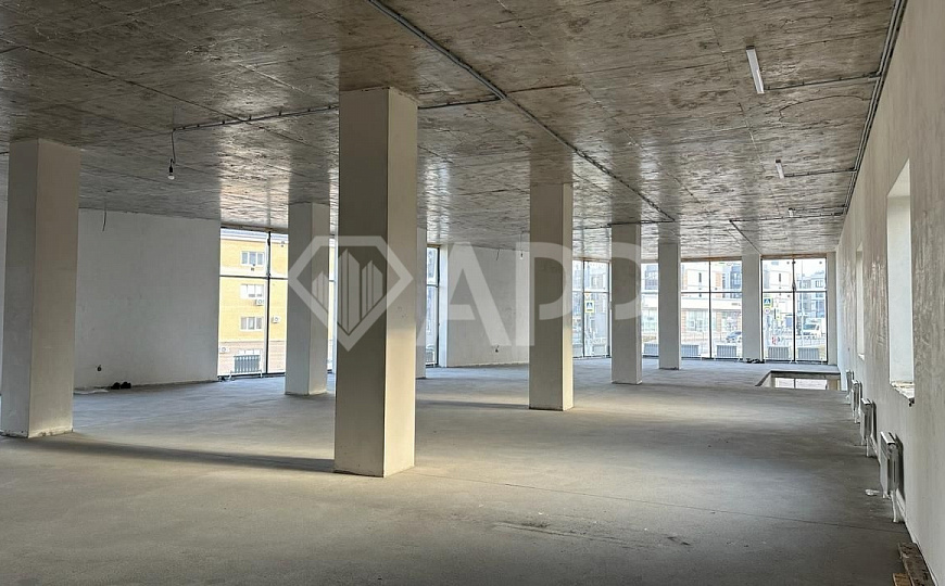 Сдаю помещения 340м² в Куюках на первой линии. фото