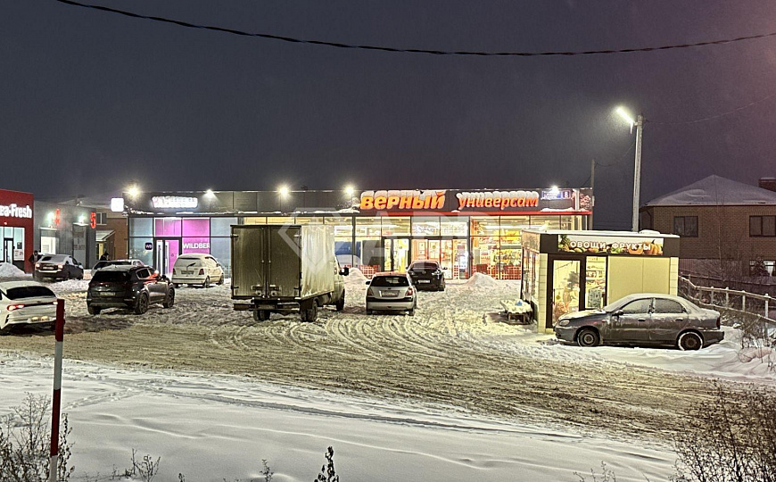 Сдаю помещения 340м² в Куюках на первой линии. фото