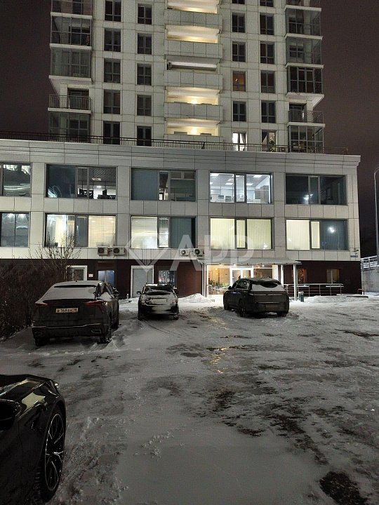 Продаю Офис в центре с прекрасными панорамными видами фото