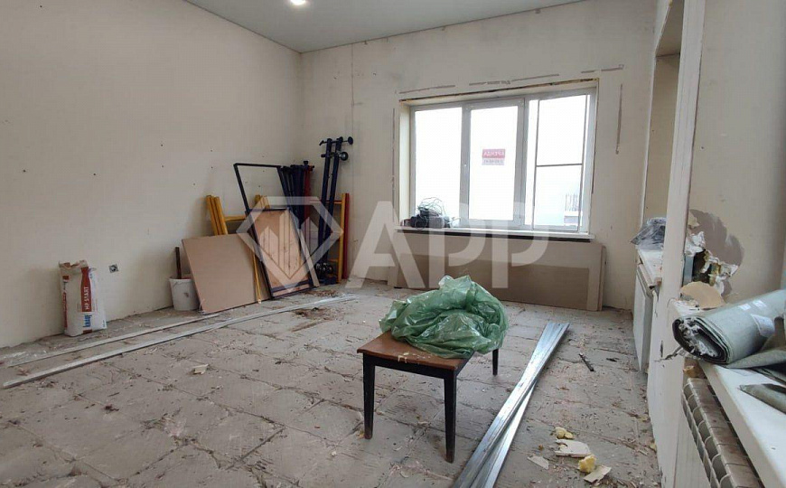 Офис с парковкой 92,6кв.м фото