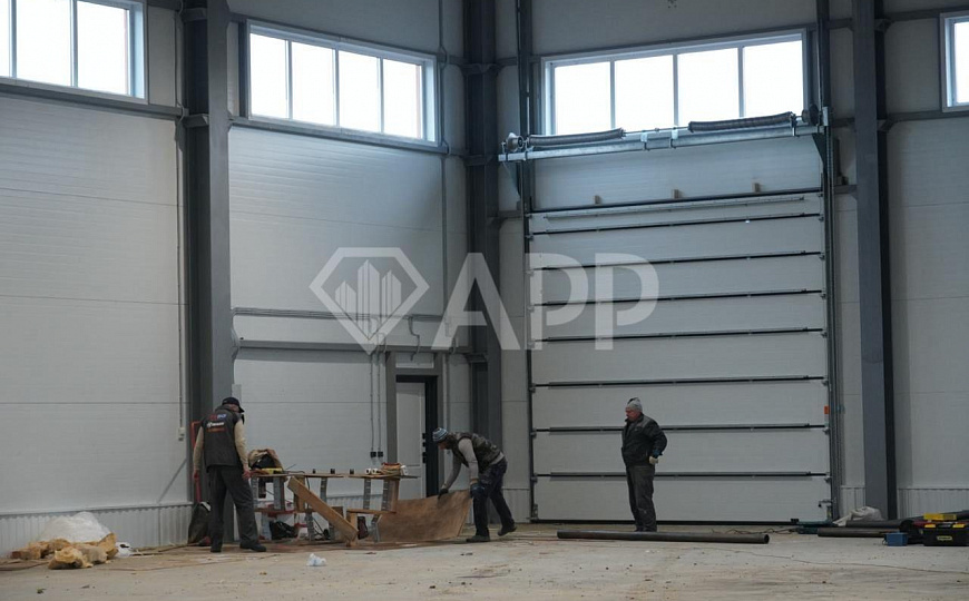 Продам здание (1440 м²) под производство / склад в пpомпapкe ВECHA 2.0 фото