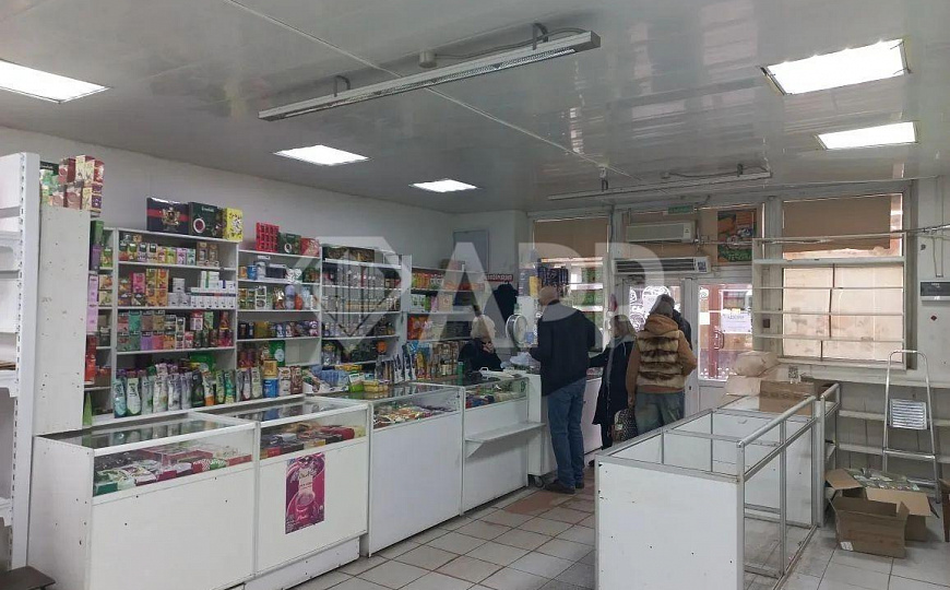 Сдам торговое помещение, 57 м² фото