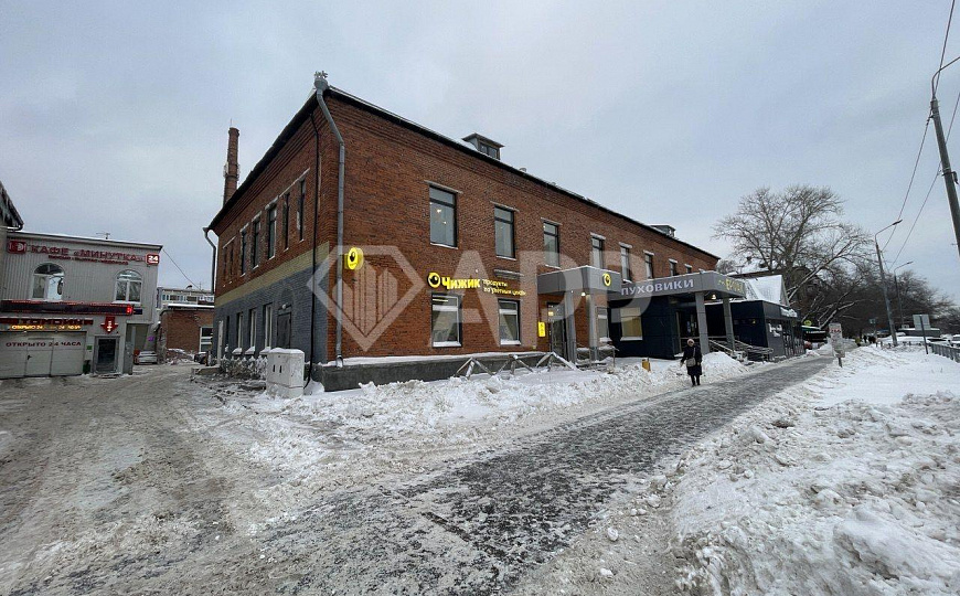 Cдаю отдельно стоящее здание у метро. фото