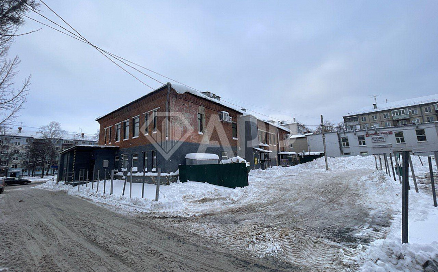 Cдаю отдельно стоящее здание у метро. фото