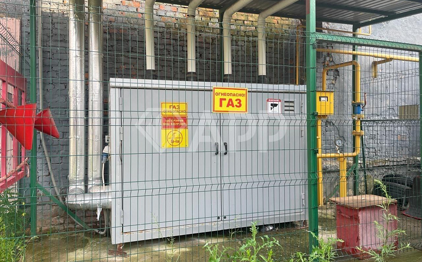 Cдаю отдельно стоящее здание у метро. фото