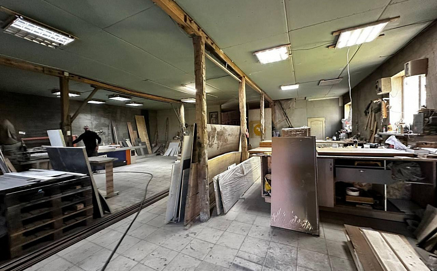 Мебельное производство с цехом и землей , 322,2 м² фото