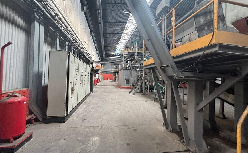 Производство с кран-балками/ склад  3800 м2 фото