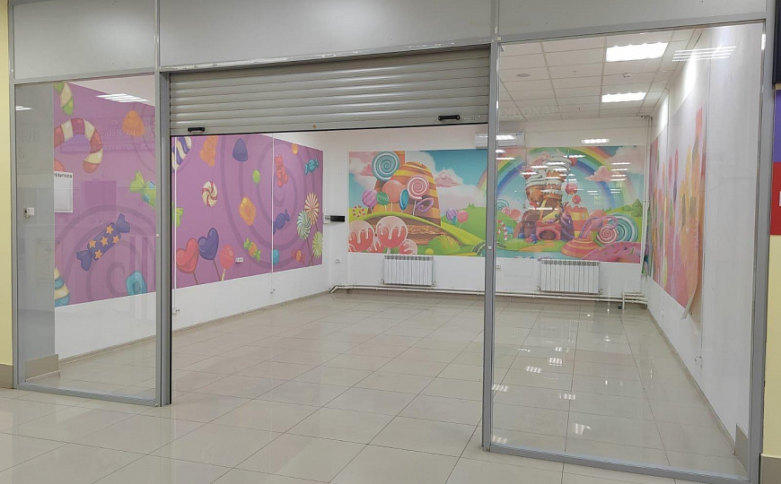 Торговое помещение 156 и 43 м² в ТЦ Новая Легенда в Чапаевске  фото