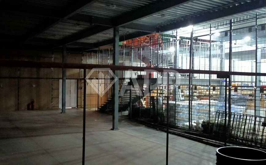 Сдаю 777м теплый склад в городе с удобной локацией фото