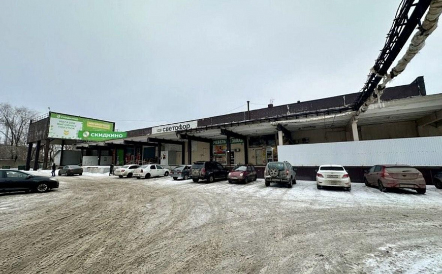  Торговое помещение, 358 м² фото