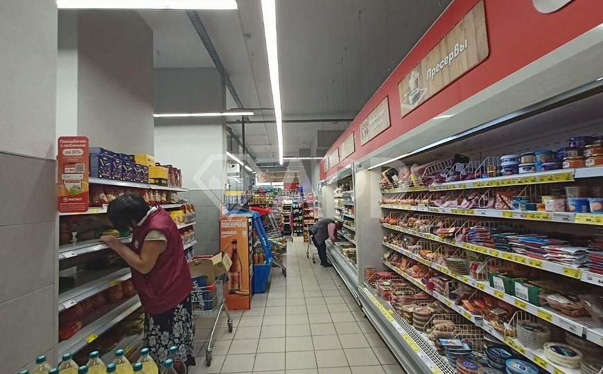 Сдам торговое помещение (372 м²) фото