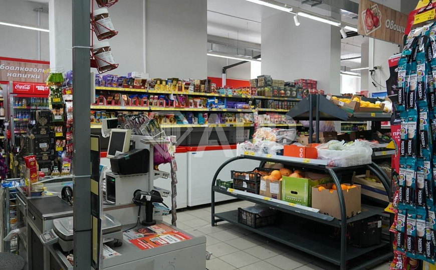 Сдам торговое помещение (372 м²) фото