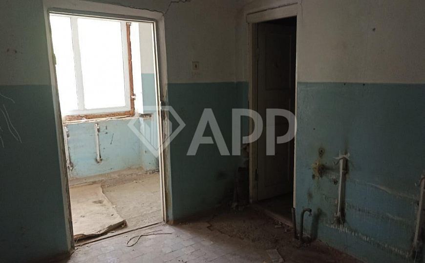 Продается трёхэтажное здание фото