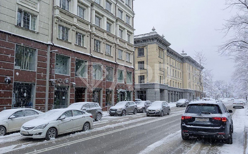 Аренда офиса в центре города , к.у.включены фото