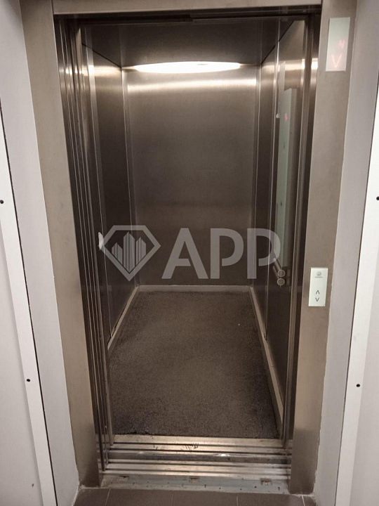 Аренда офиса в центре города , к.у.включены фото