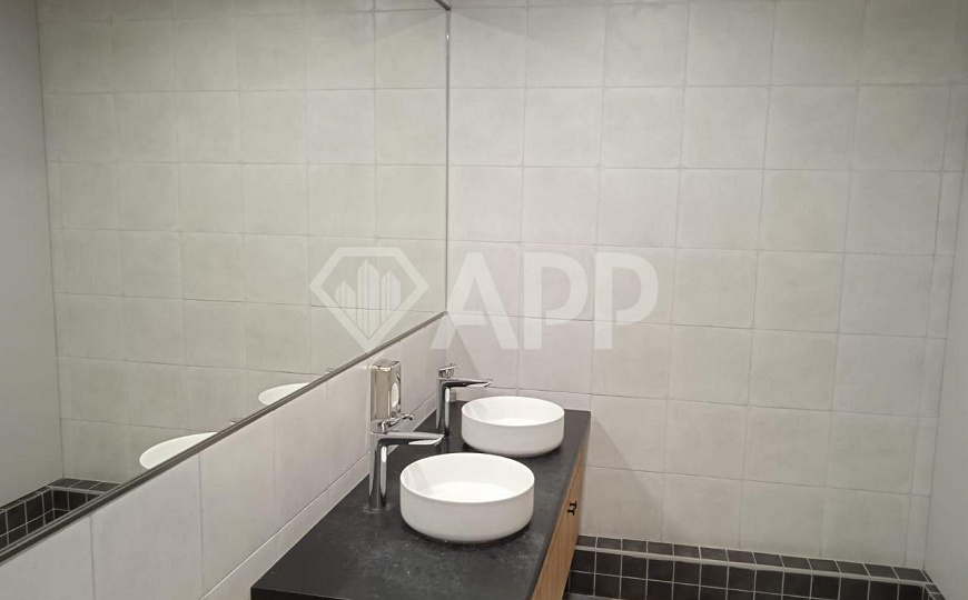 Аренда офиса в центре города , к.у.включены фото