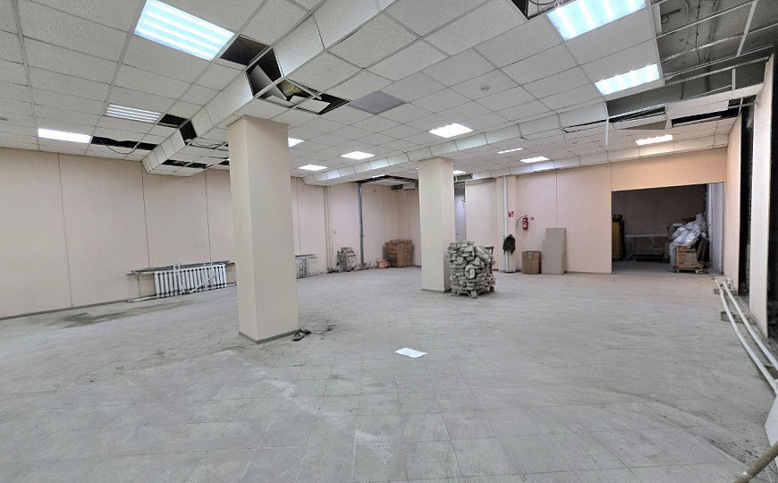 Офисно-торговое помещение, 356 м2 фото