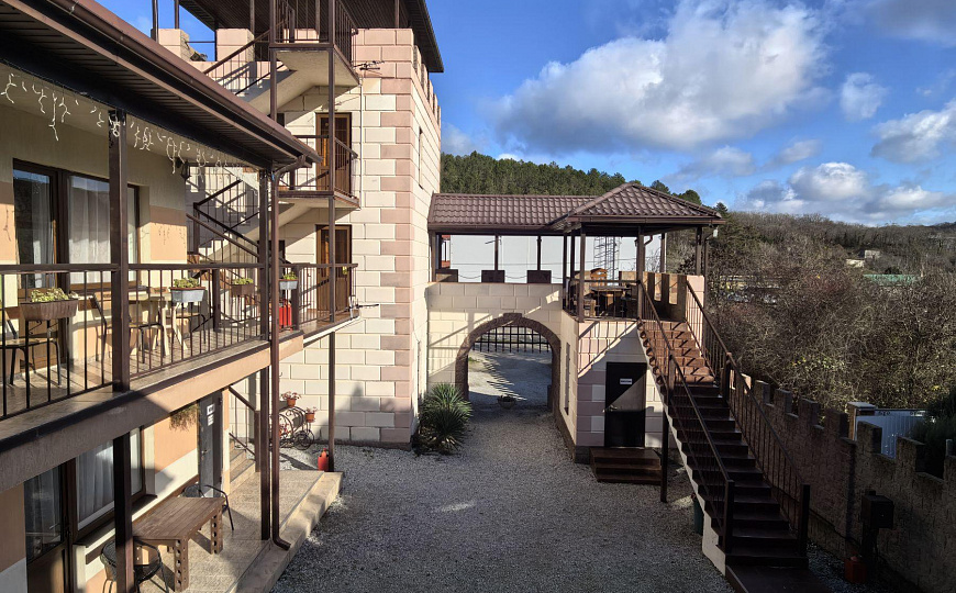 Продаю гостиничный комплекс в Абрау-Дюрсо фото