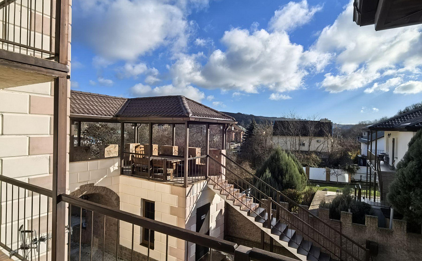 Продаю гостиничный комплекс в Абрау-Дюрсо фото