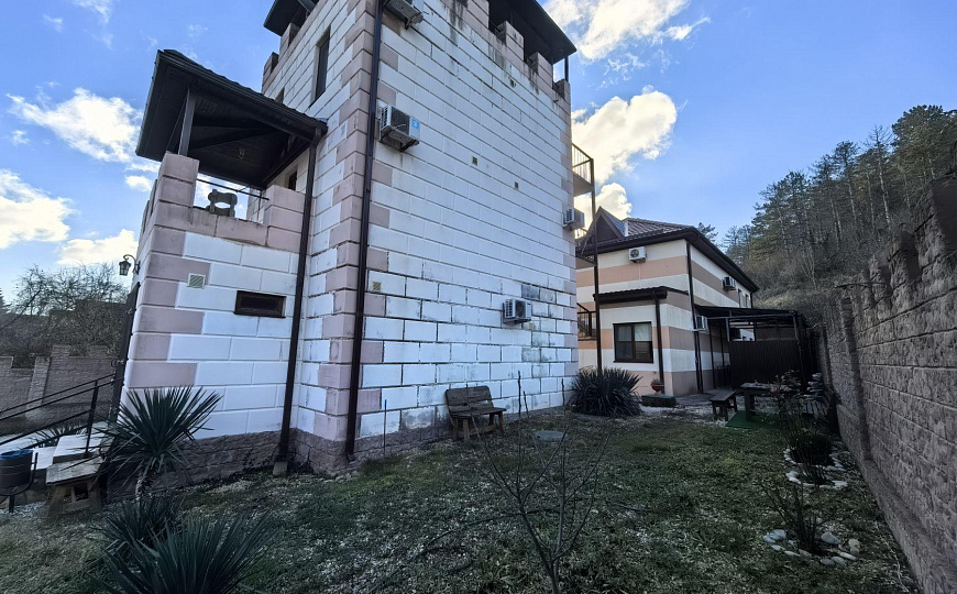 Продаю гостиничный комплекс в Абрау-Дюрсо фото