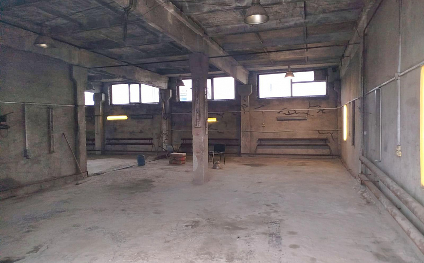 Тёплый склад с ямой, 258 м2 фото