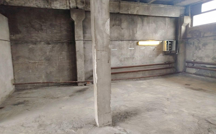 Тёплый склад с ямой, 258 м2 фото