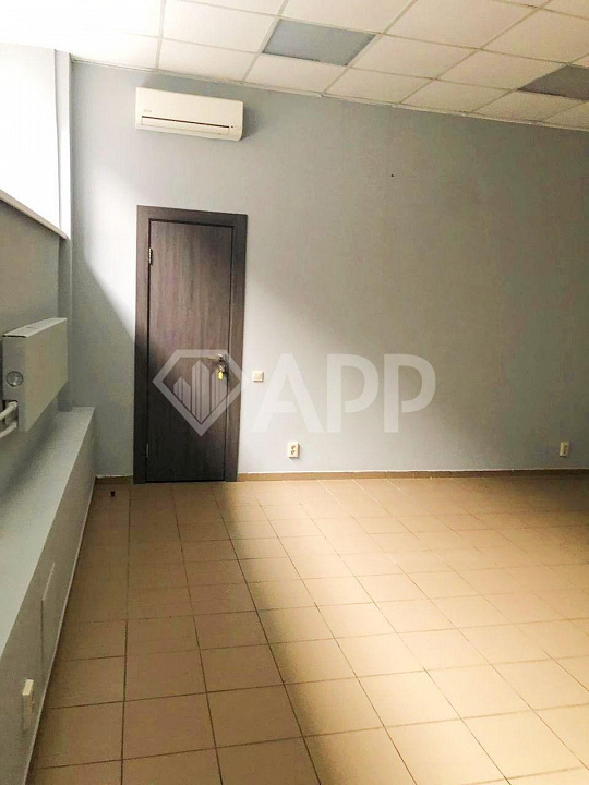 Сдаю 50м² в центре фото