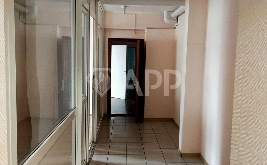 Сдаю блок офис с парковкой фото