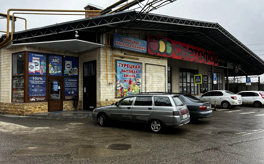 Сдам торговое помещение, 83 м² фото