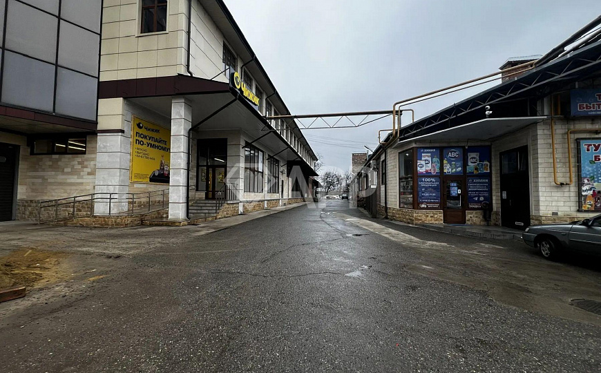 Сдам торговое помещение, 83 м² фото