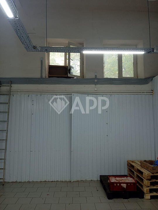 Продается здание свободного назначения фото