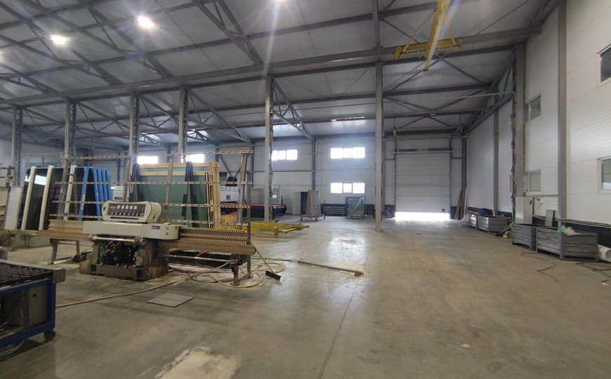 Сдается производственно-складское помещение 1500м² фото