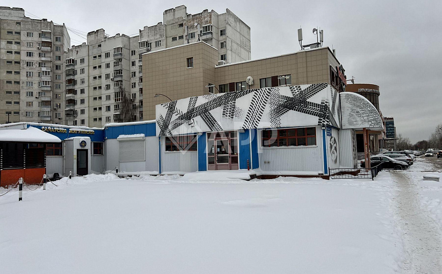 Здание на трафике, 267,7 м² фото